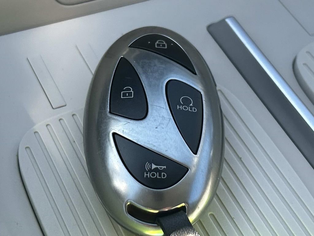 Certified 2025 Hyundai Santa Fe SEL image 35