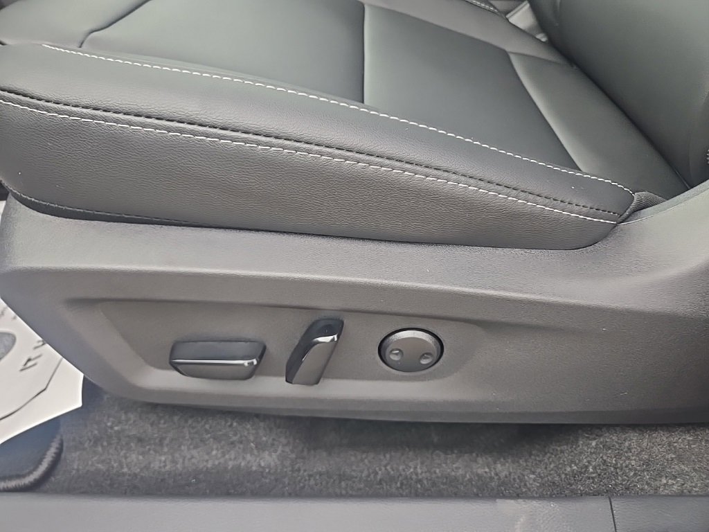 New 2026 Nissan Murano SV image 10