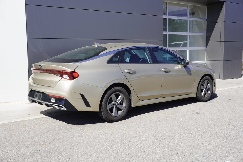 Used 2021 Kia K5 LXS FWD image 4