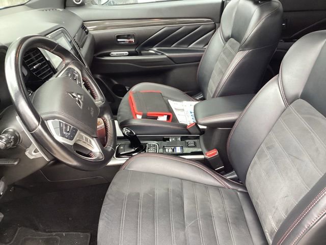 Used 2021 Mitsubishi Outlander LE AWD/4WD image 26