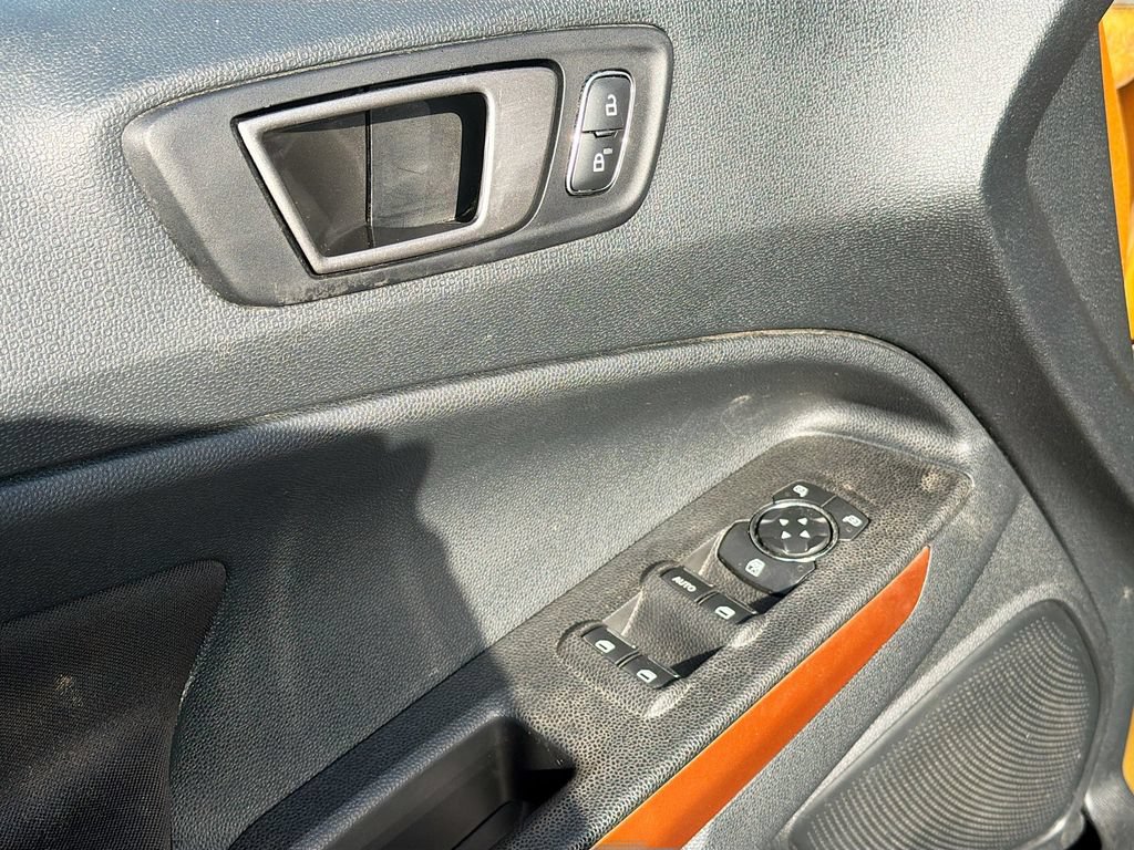 Used 2021 Ford EcoSport SE w/ SE Appearance Package AWD/4WD image 19