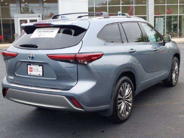 Certified 2021 Toyota Highlander Platinum AWD/4WD image 31