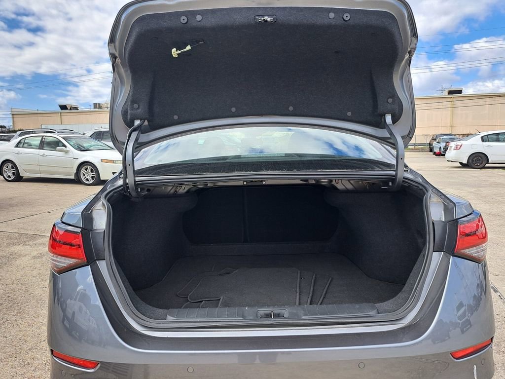 Used 2025 Nissan Sentra SV image 23