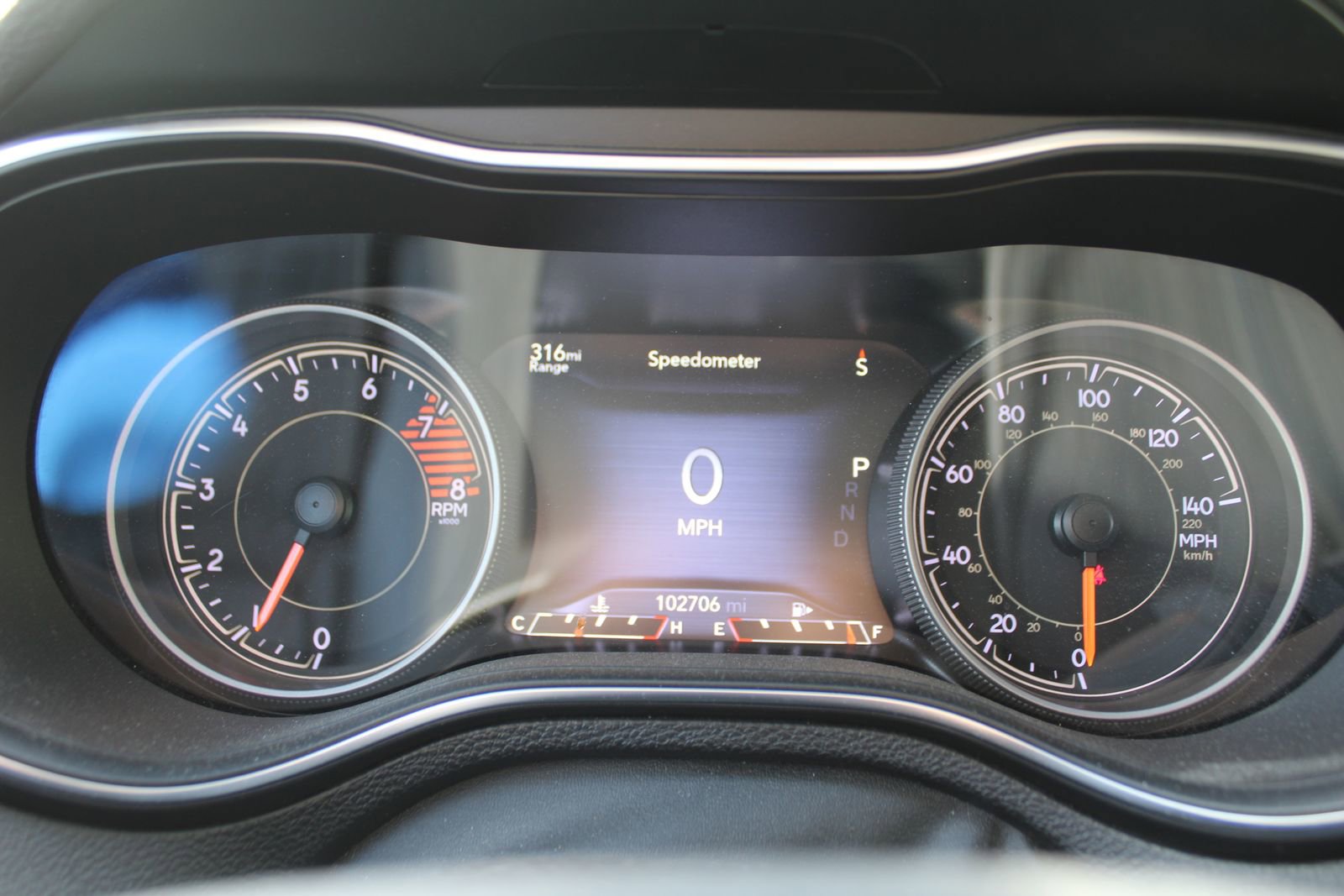 Used 2019 Jeep Cherokee Limited w/ Technology Group image 30