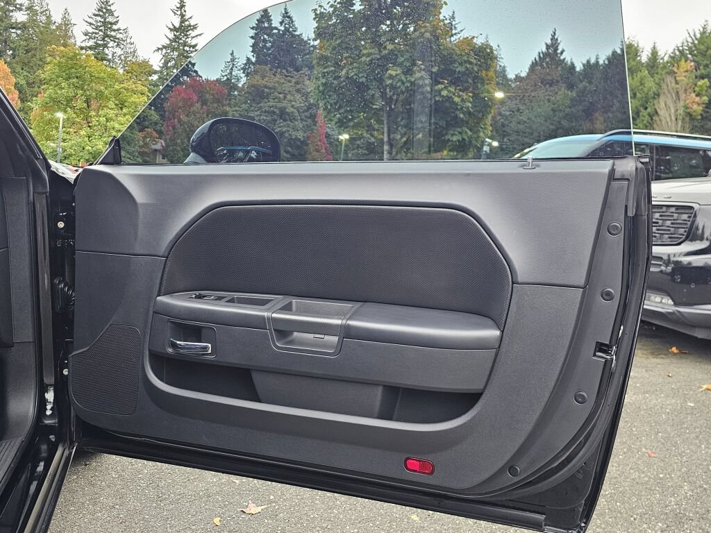 Used 2013 Dodge Challenger R/T Plus RWD image 25