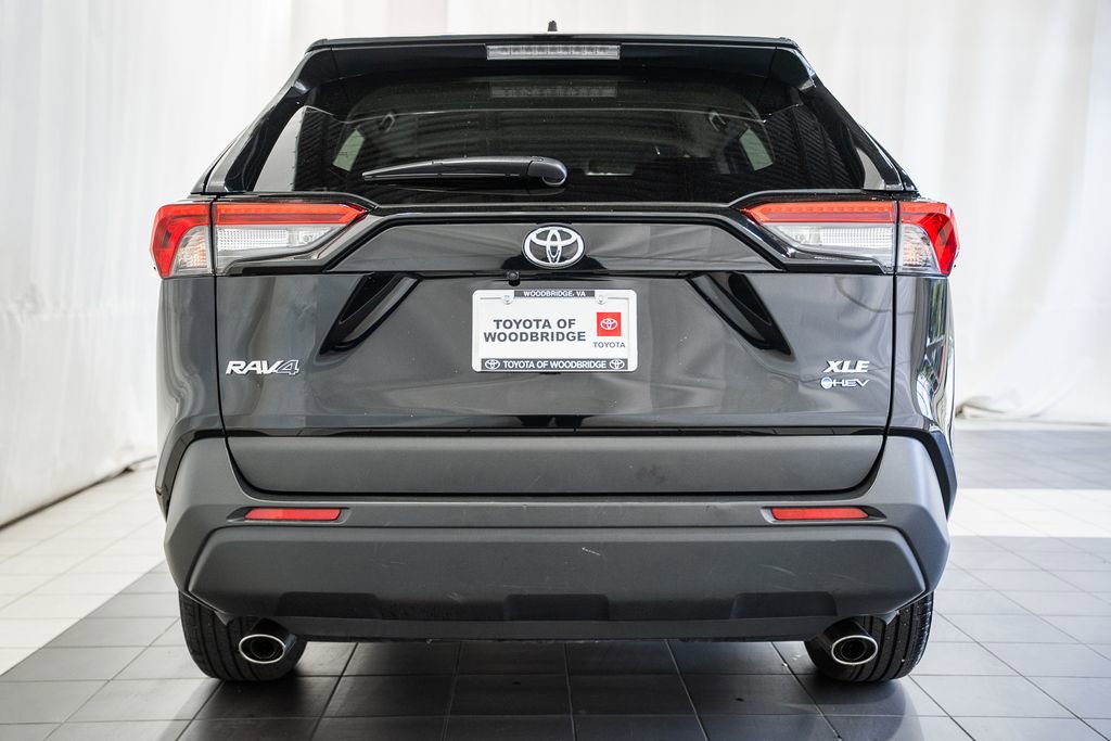 Used 2025 Toyota RAV4 XLE AWD/4WD image 5