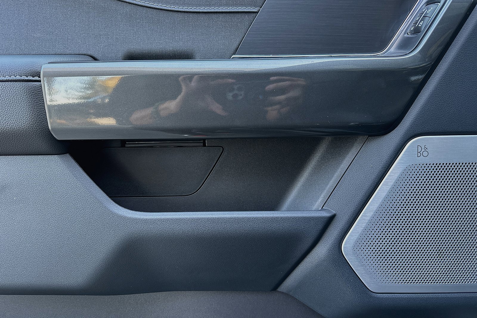 New 2023 Ford F150 Lariat w/ Equipment Group 502A High image 8