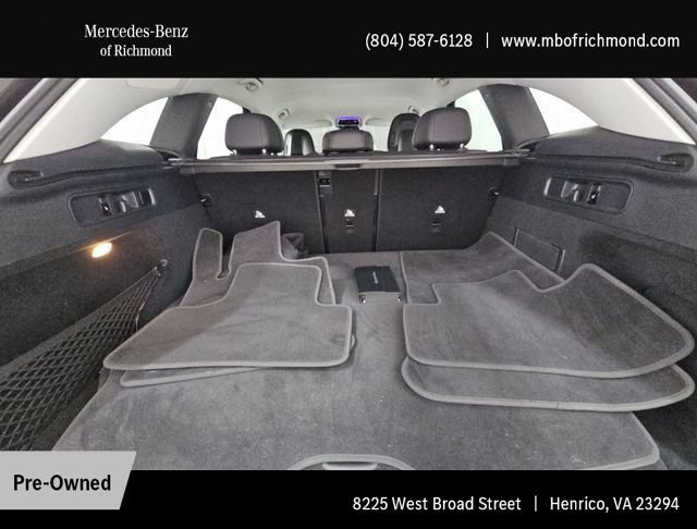 Used 2025 Mercedes-Benz GLC 350e 4MATIC image 11
