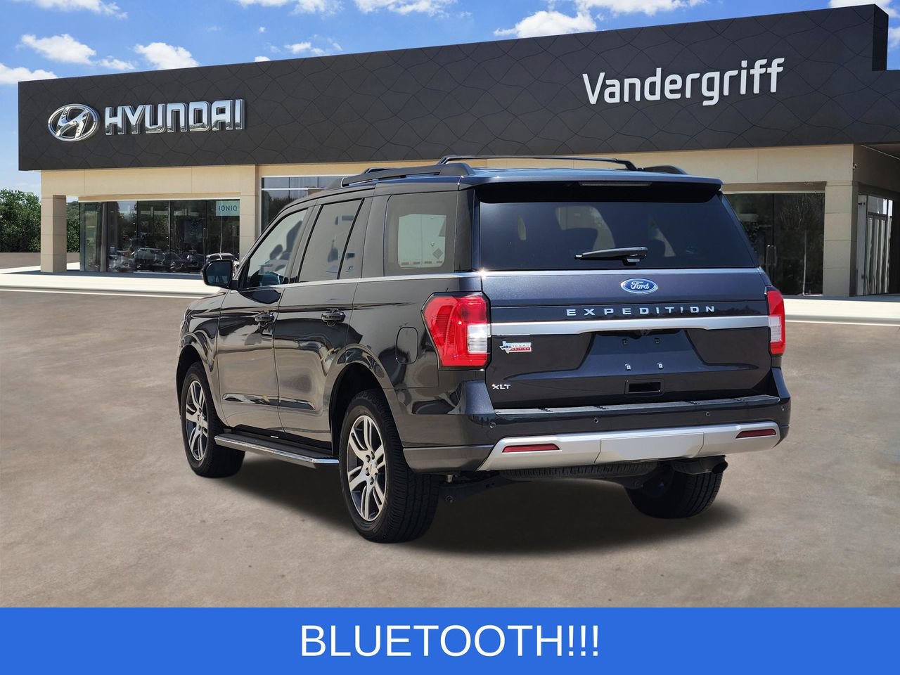 Used 2022 Ford Expedition XLT RWD image 3