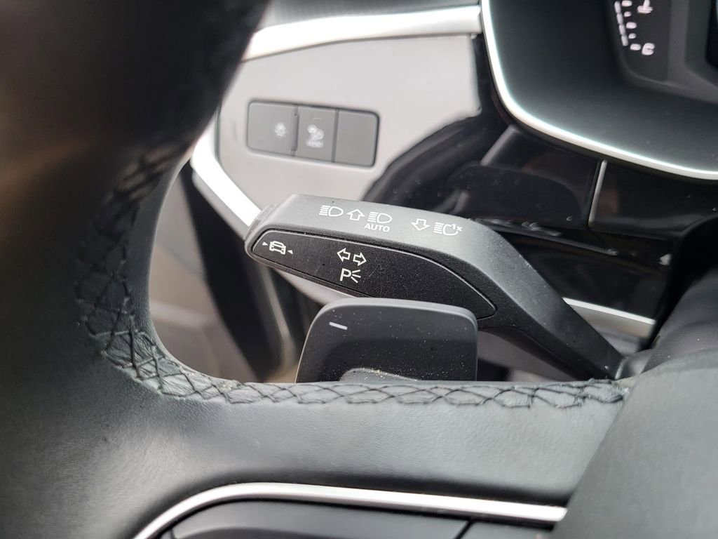 Used 2025 Audi Q3 2.0T Premium AWD/4WD image 21