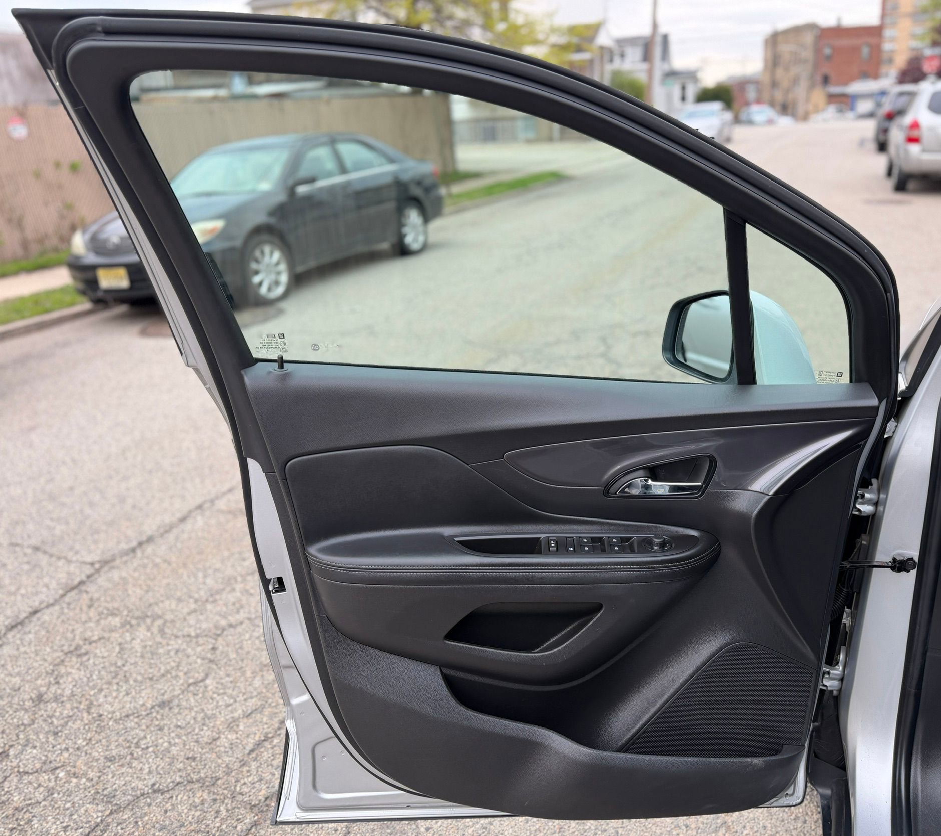 Used 2019 Buick Encore Preferred FWD image 16