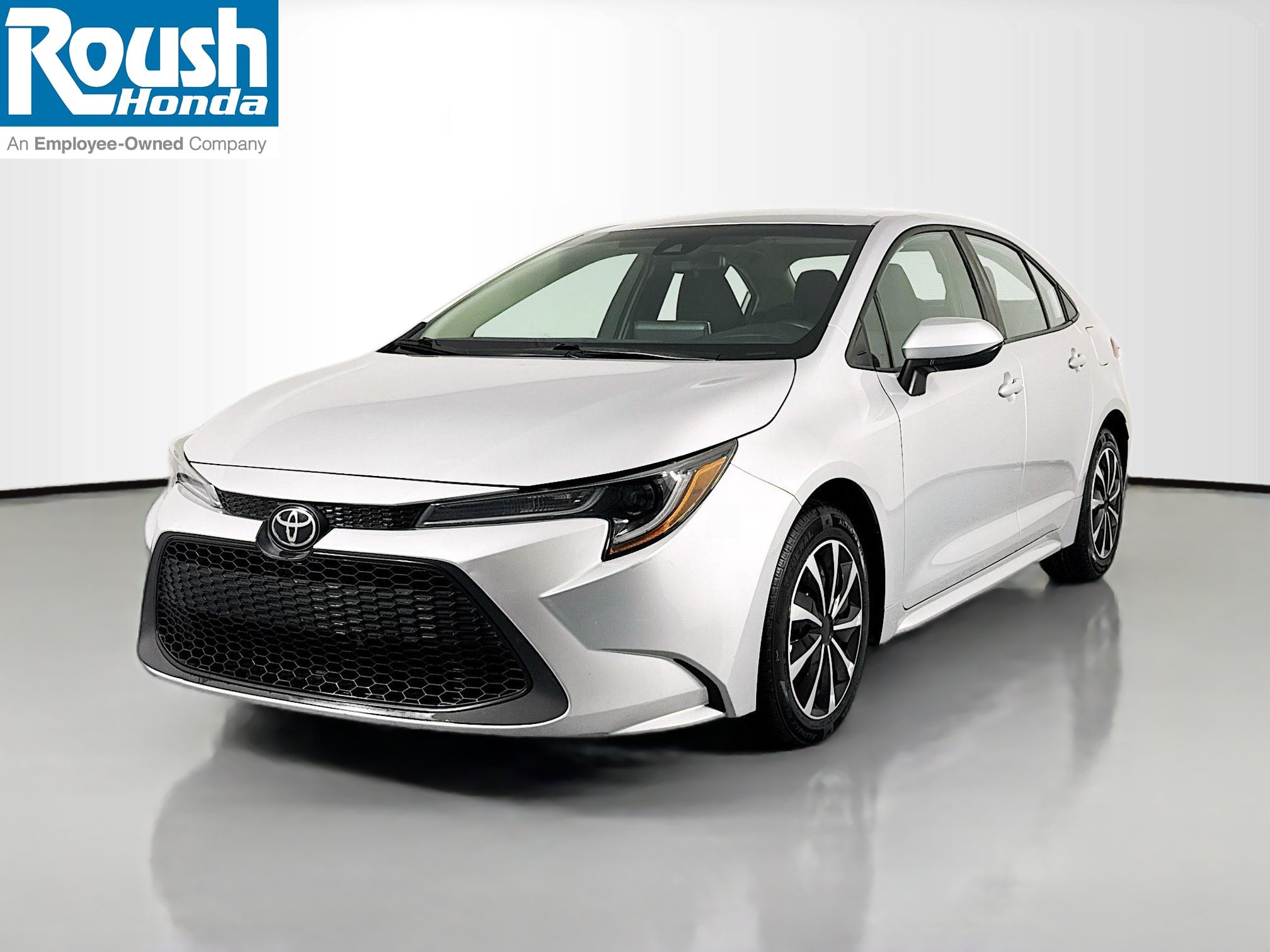 Used 2021 Toyota Corolla LE w/ Carpet Mat Package (TMS)