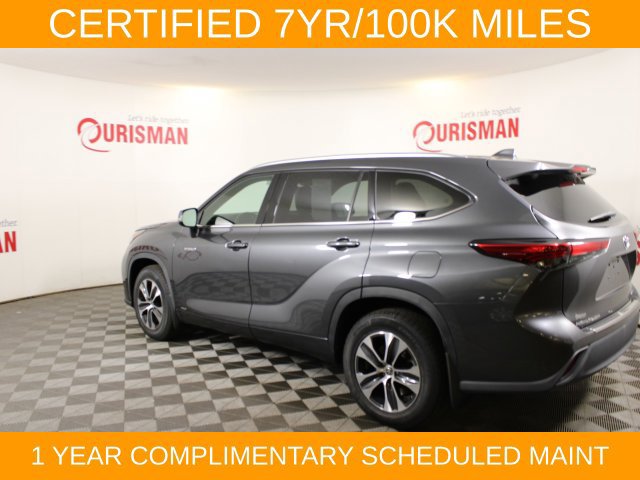 Used 2021 Toyota Highlander XLE AWD/4WD image 6