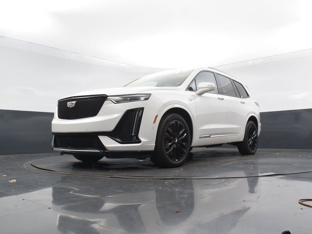 Used 2022 Cadillac XT6 Sport w/ Platinum Package image 47