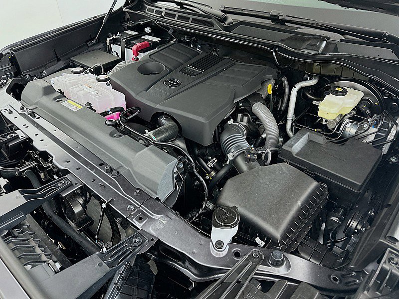 New 2026 Toyota Tundra SR5 image 17