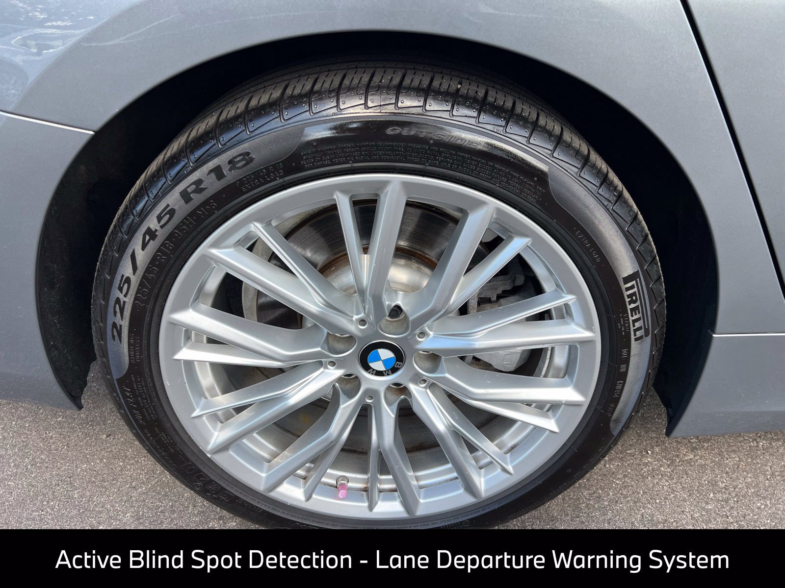 Used 2023 BMW 330i Sedan w/ Driving Assistance Package RWD image 14