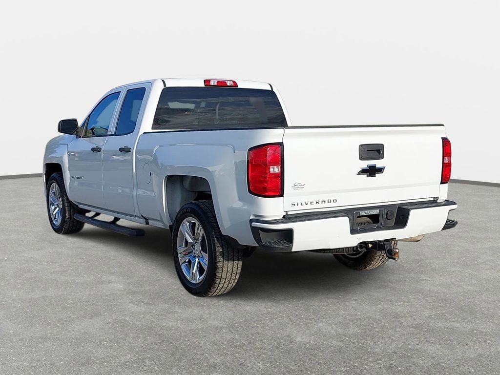 Used 2017 Chevrolet Silverado 1500 Custom w/ Custom Convenience Package image 7
