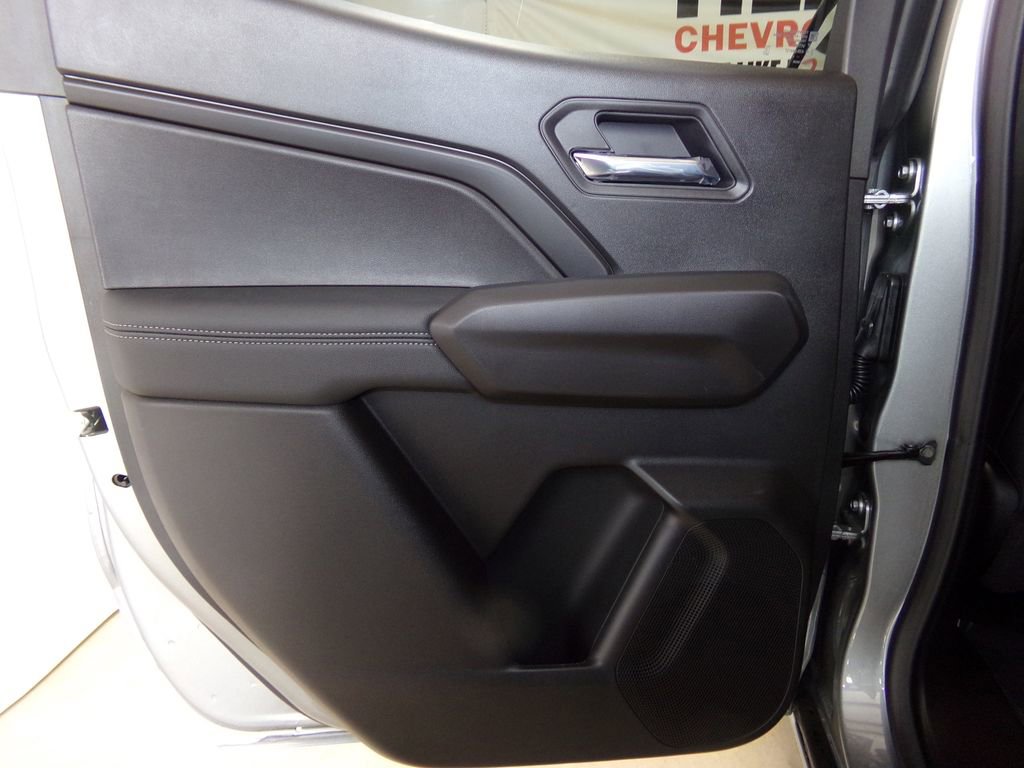 New 2025 GMC Canyon Elevation w/ Convenience Package image 13