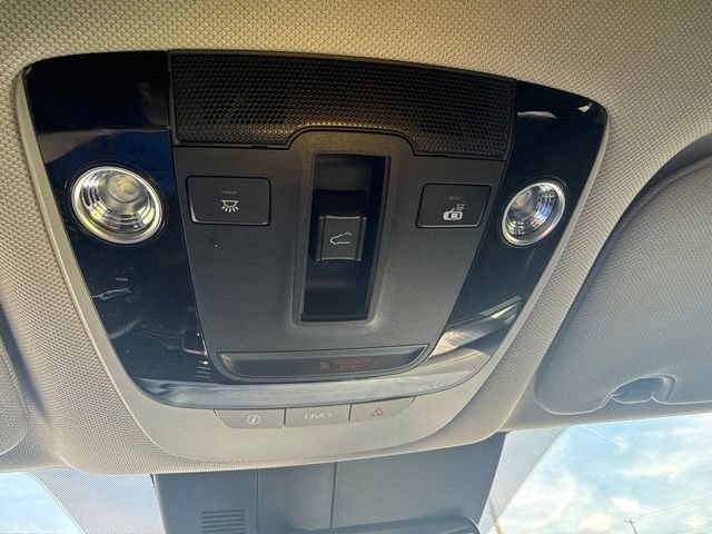 Used 2021 Kia Sorento S w/ Panoramic Sunroof Package FWD image 25