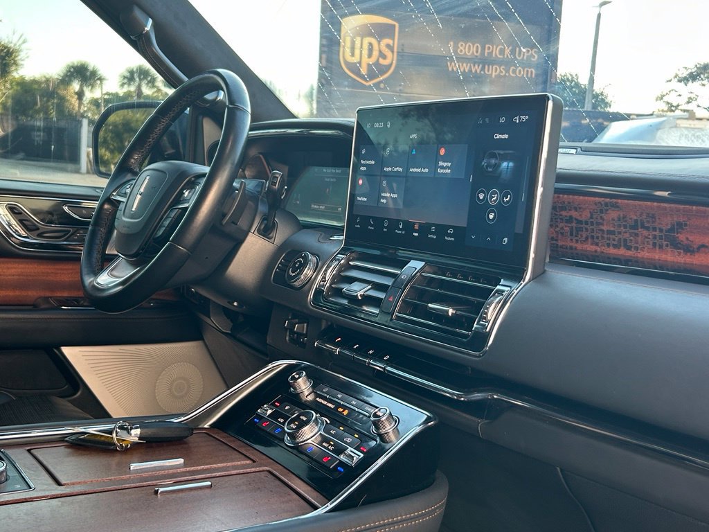 Used 2022 Lincoln Navigator L Black Label AWD/4WD image 25