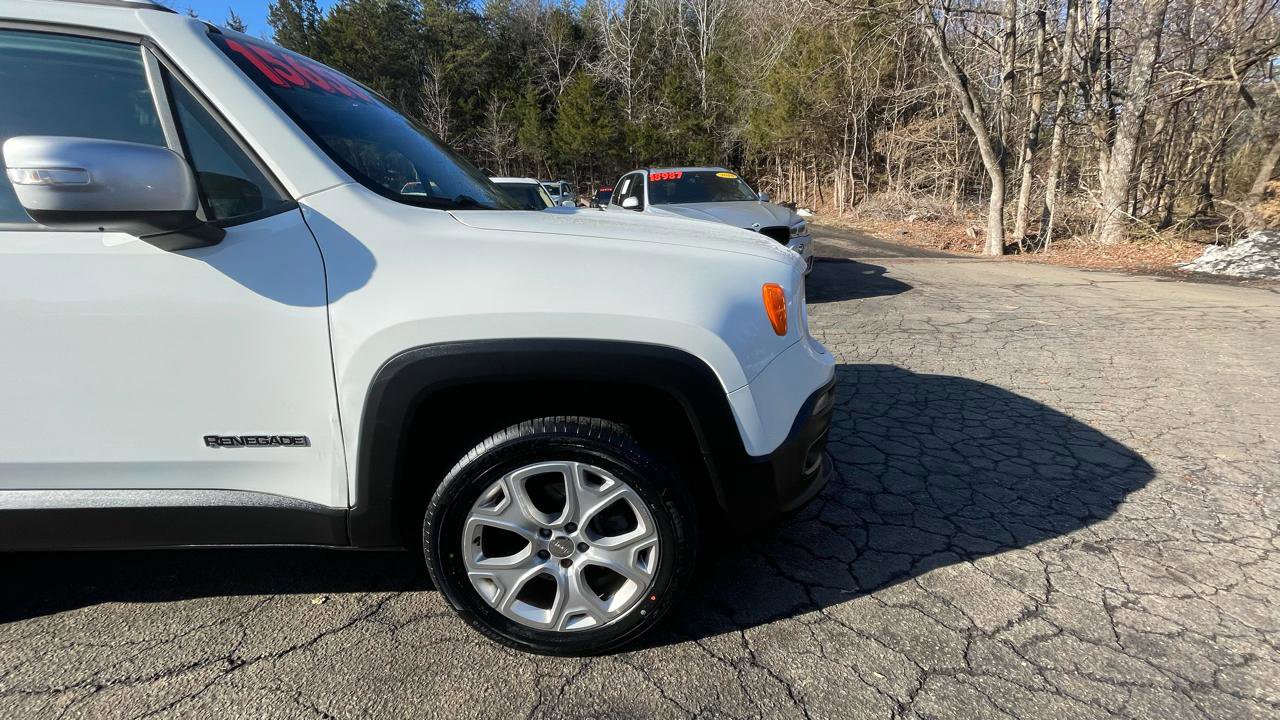 Used 2017 Jeep Renegade Limited image 11