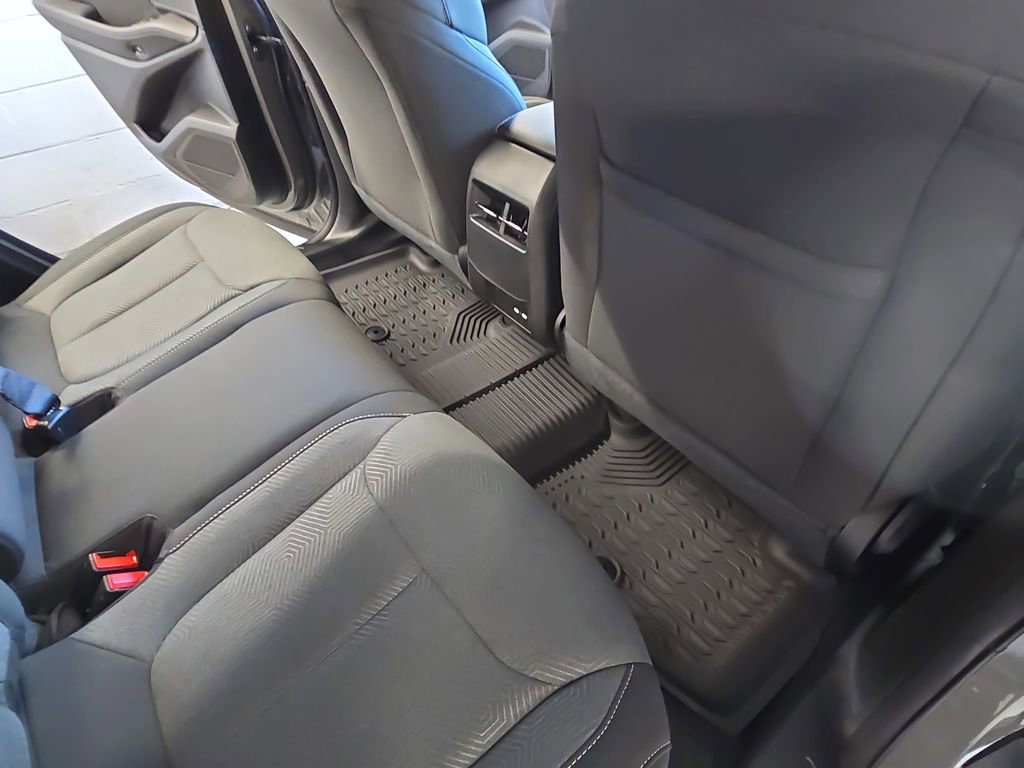 New 2026 Jeep Cherokee Laredo image 12