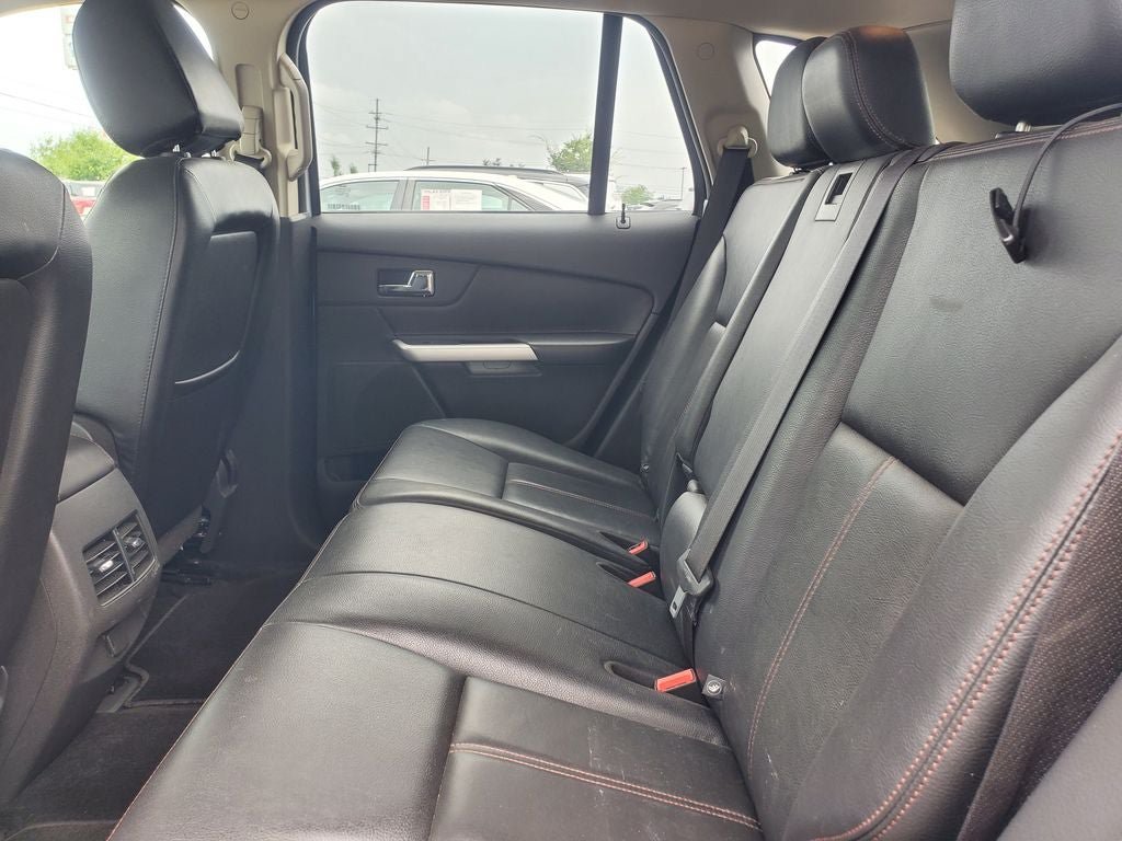 Used 2013 Ford Edge SEL FWD image 23