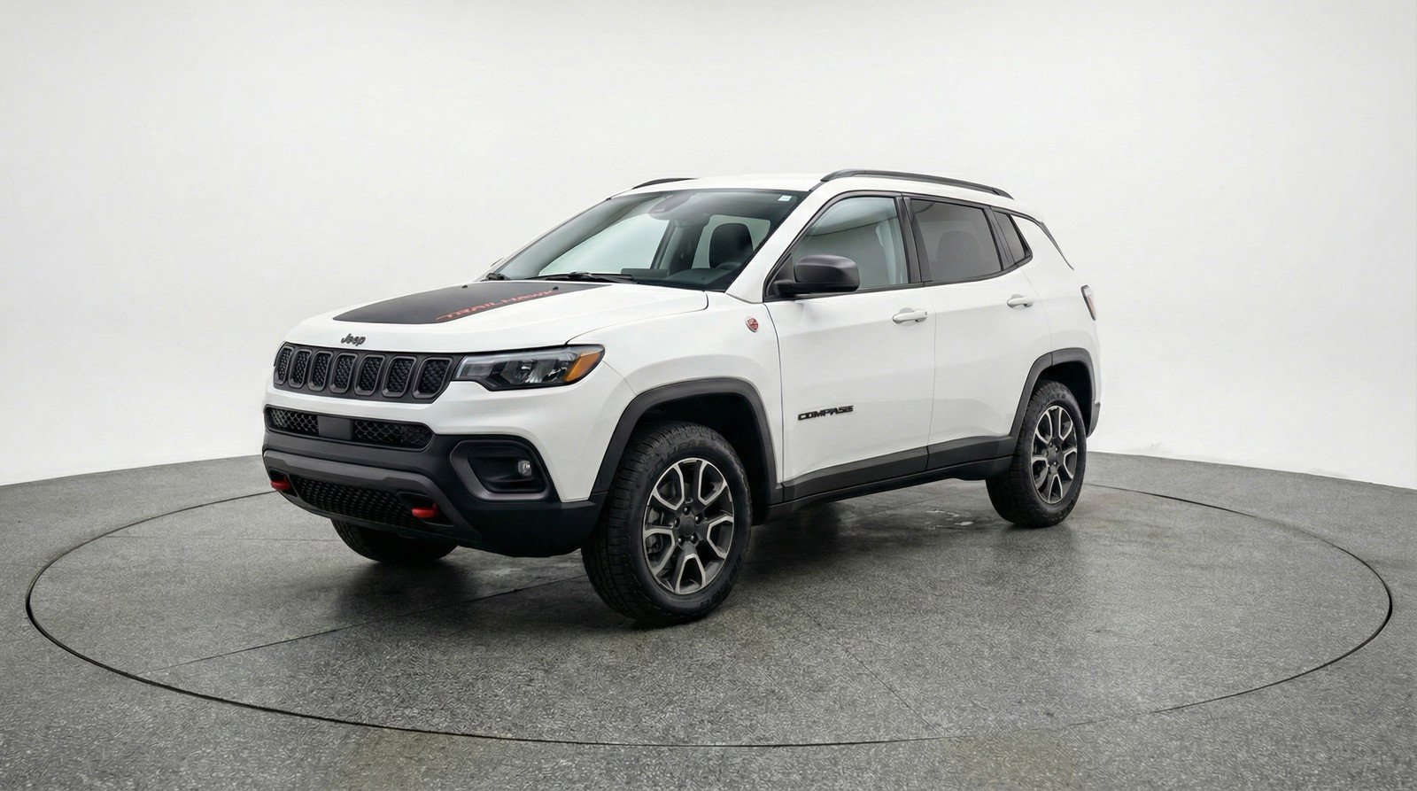 Used 2025 Jeep Compass Trailhawk image 3