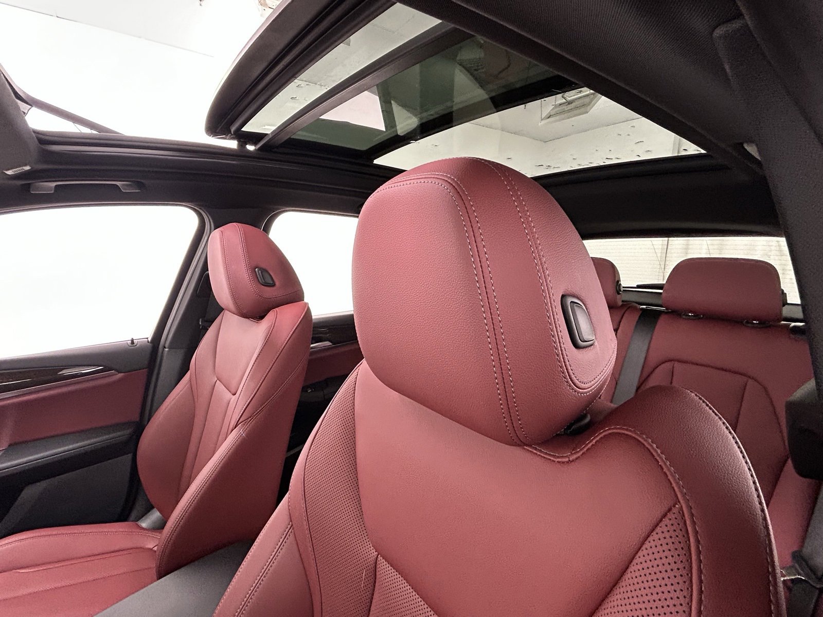 Used 2024 BMW X3 xDrive30i w/ Premium Package image 30