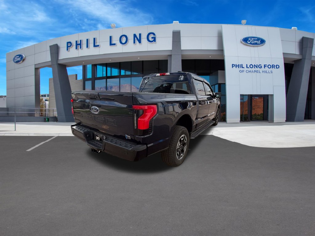 Certified 2023 Ford F150 Lightning XLT AWD/4WD image 6