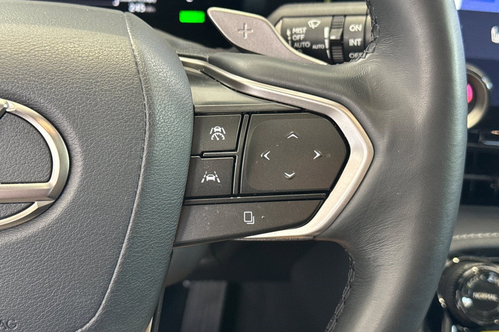 Certified 2026 Lexus NX 350h AWD w/ Accessory Package (K3) image 31