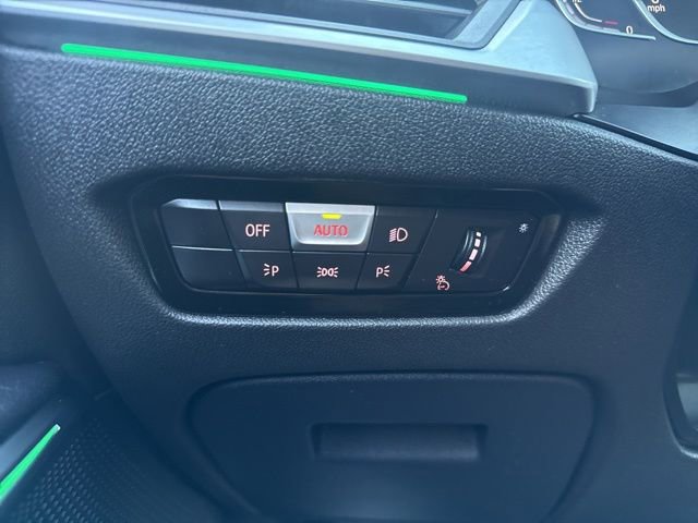 Used 2021 BMW 330i xDrive Sedan w/ Convenience Package image 14