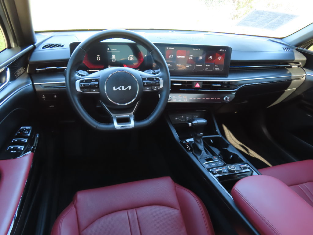 Used 2025 Kia K5 GT-Line w/ GT-Line Premium Package AWD/4WD image 4