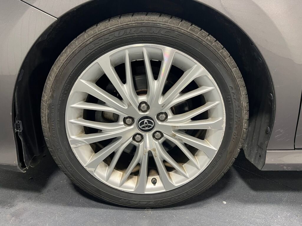 Used 2019 Toyota Camry XLE w/ Driver Assist Package image 16