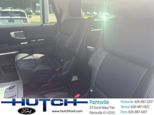 Used 2025 Ford Expedition Platinum AWD/4WD image 52
