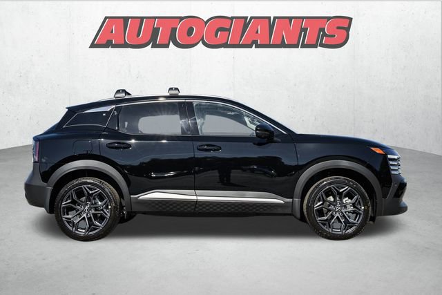 New 2026 Nissan Kicks SR w/ SR Premium Package image 3