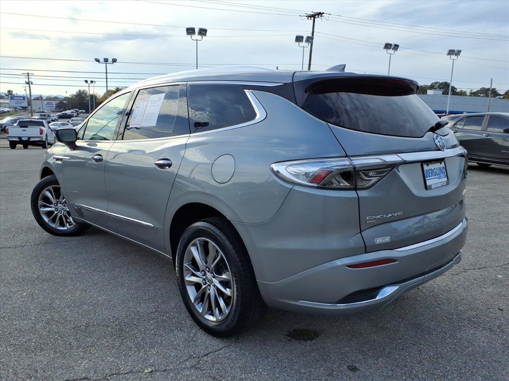 Used 2024 Buick Enclave Avenir w/ Avenir Technology Package AWD/4WD image 6