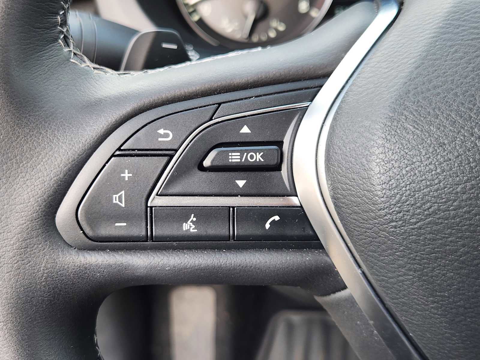 Used 2025 INFINITI QX50 Luxe AWD/4WD image 23