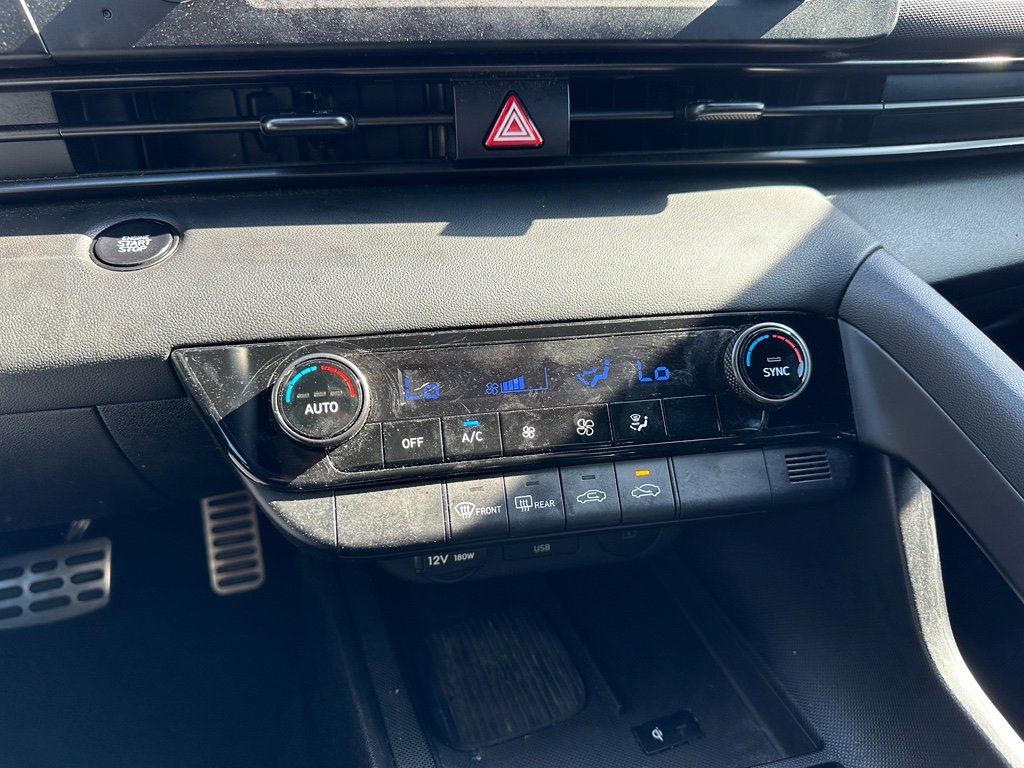 Used 2025 Hyundai Elantra Sport image 20