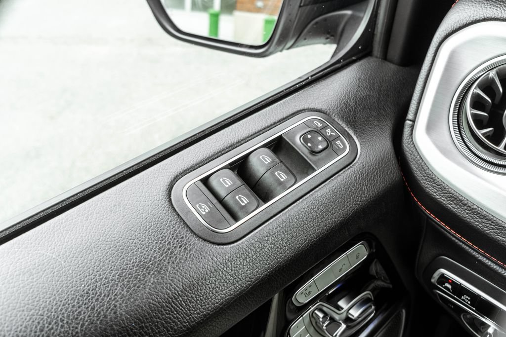 Used 2019 Mercedes-Benz G 550 w/ Exclusive Interior Package image 17