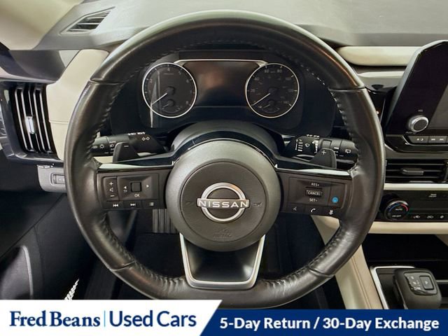 Used 2022 Nissan Pathfinder SV image 13