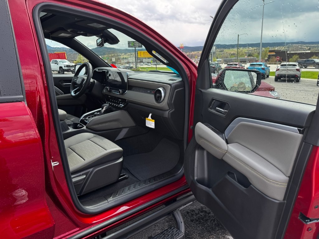 New 2026 Chevrolet Colorado ZR2 w/ Technology Package AWD/4WD image 26