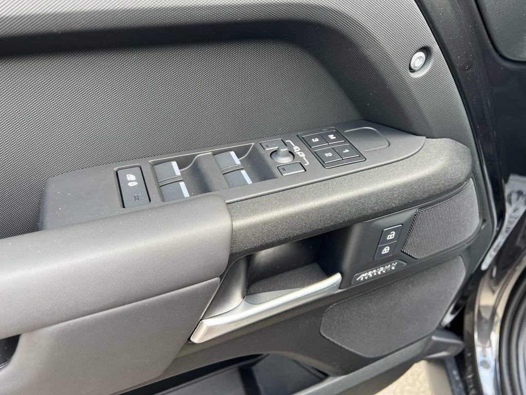 New 2026 Land Rover Defender 110 X image 10