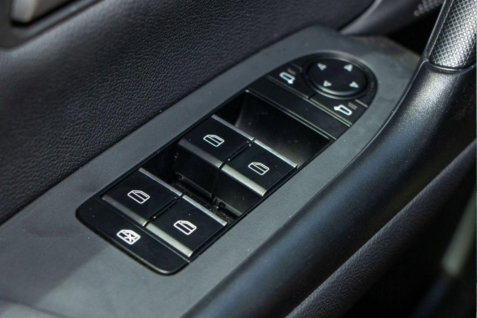 Used 2025 MAZDA CX-50 AWD 2.5 S w/ Cargo Package image 27