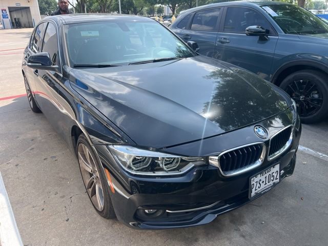 Used 2018 BMW 330i Sedan RWD image 4