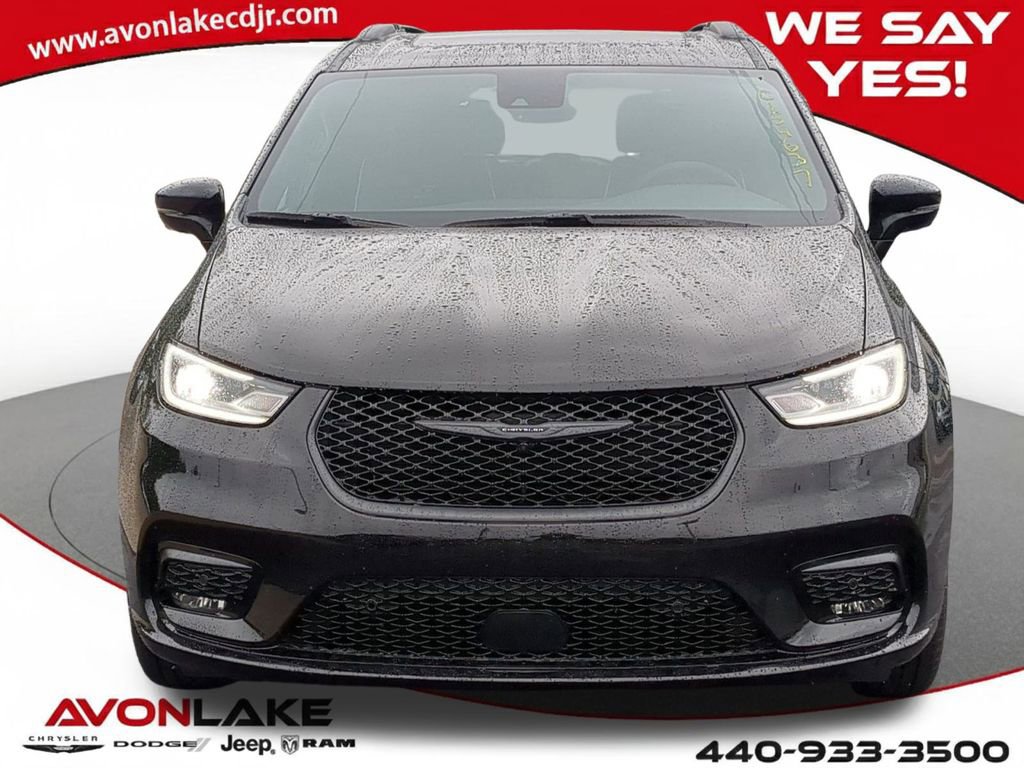 New 2026 Chrysler Pacifica Limited w/ S Appearance Package image 9