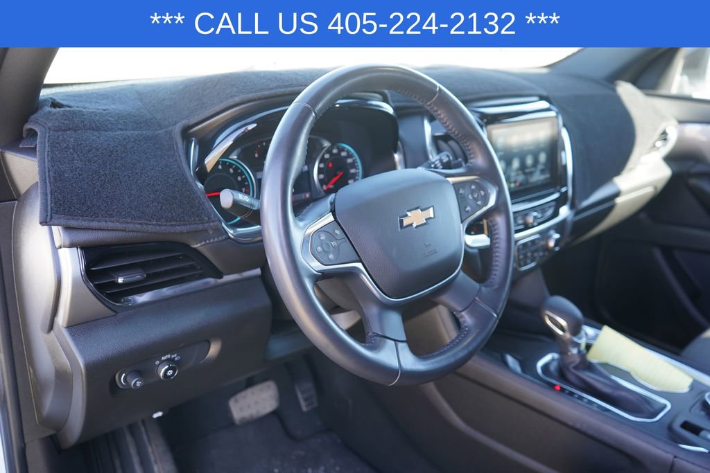 Used 2022 Chevrolet Traverse LT image 13