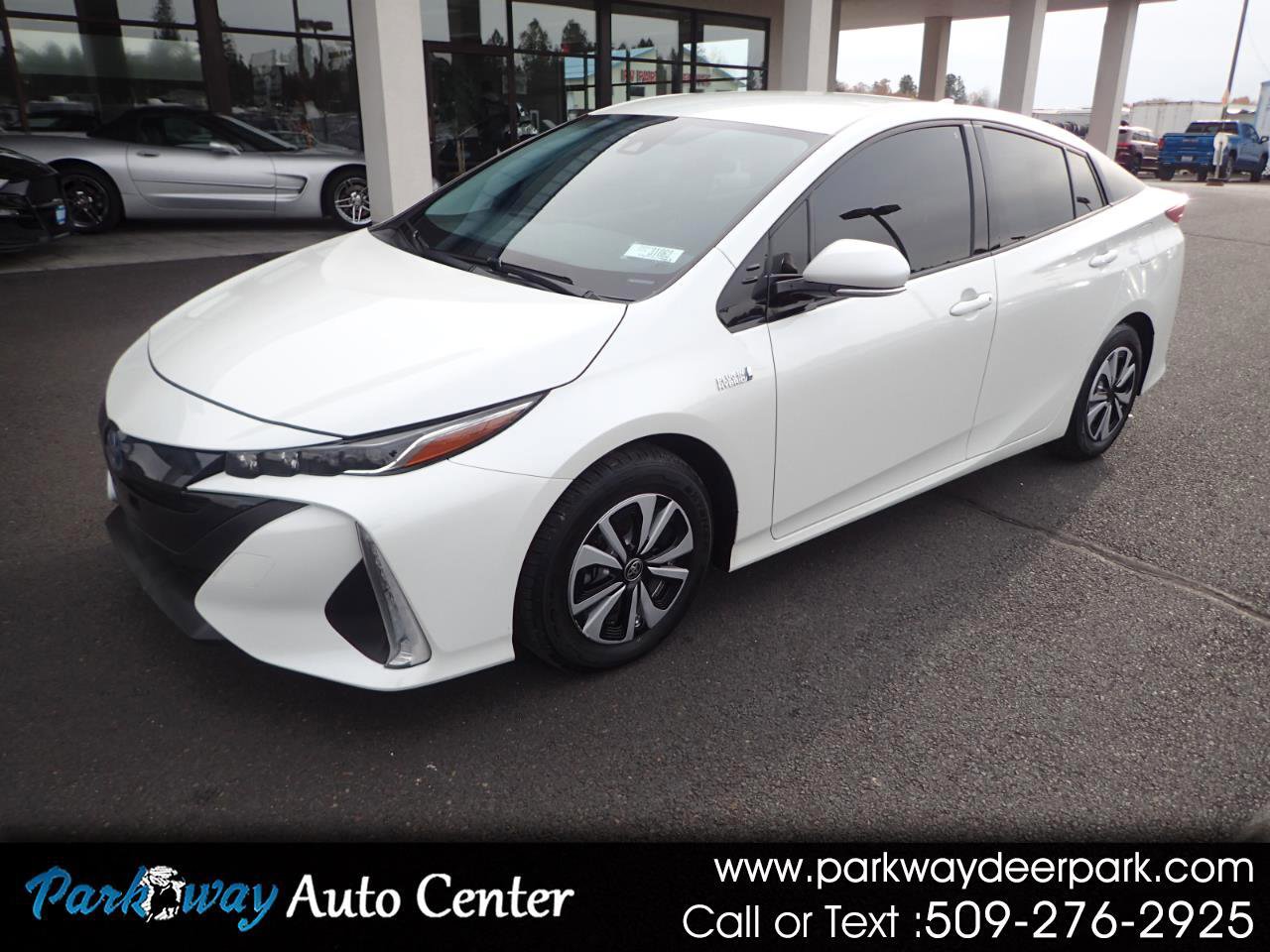 Used 2018 Toyota Prius Prime Plus w/ Carpet Mat Package FWD image 1