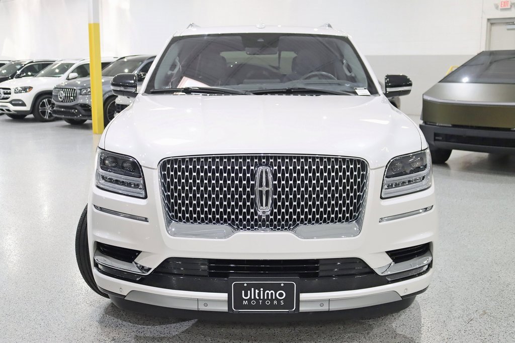 Used 2019 Lincoln Navigator Reserve image 8