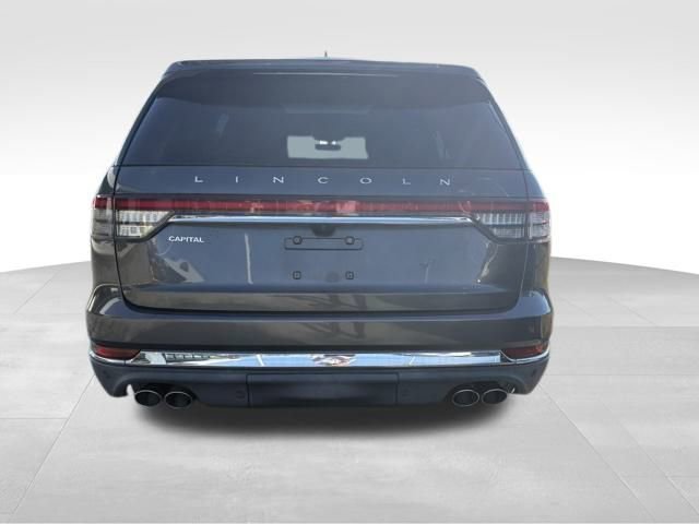 Used 2020 Lincoln Aviator Reserve w/ Equipment Group 201A image 8
